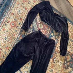 Naked wardrobe black velvet set